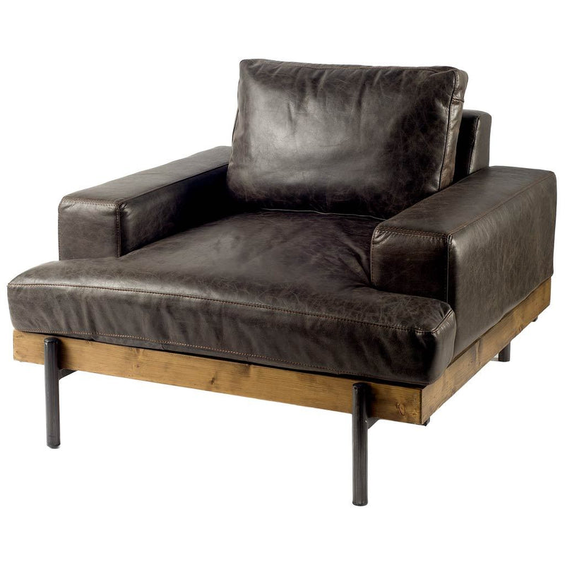 media image for Colburne Leather Chair Mercana Mer 67086 1 246