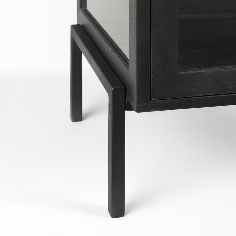 media image for Arelius End Side Table Mercana Mer 69207 41 246