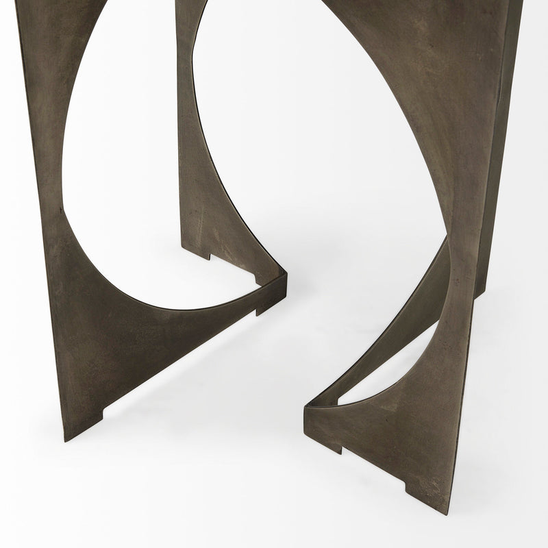 media image for Reinhold End Side Table Mercana Mer 68233 Ab 17 279
