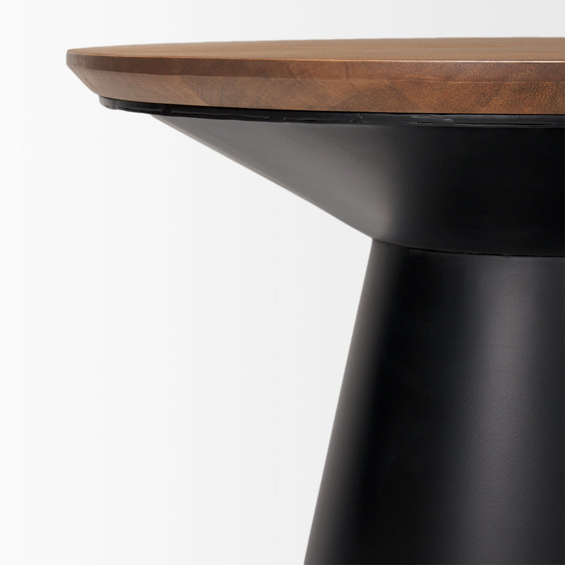 media image for Mitchell End Side Table Mercana Mer 69908 4 255