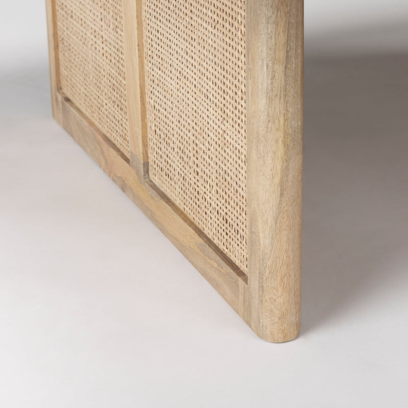 media image for Grier Coffee Table Mercana Mer 69902 15 225