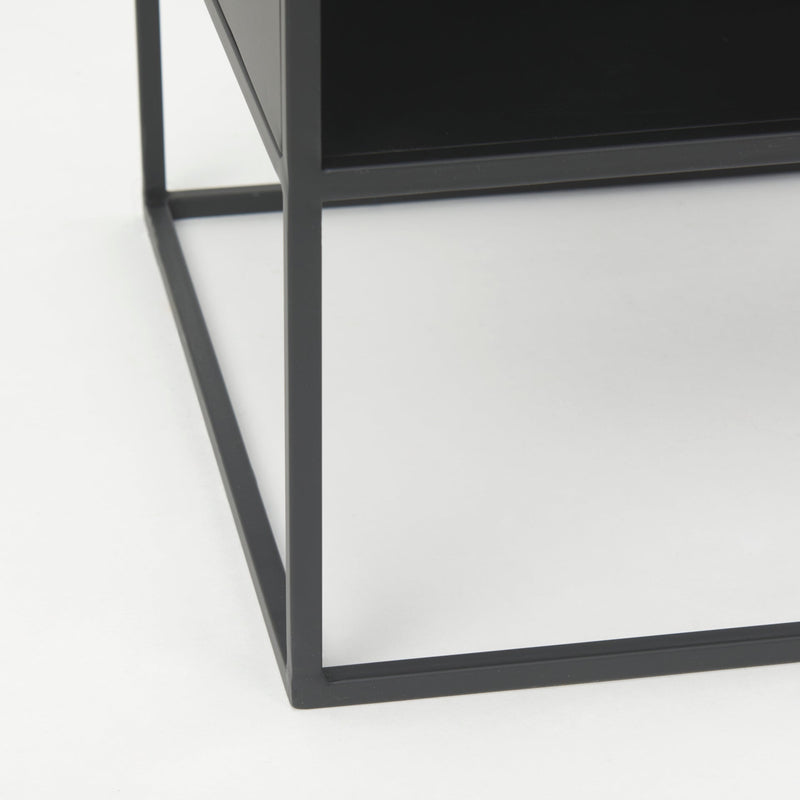 media image for Samson End Side Table Mercana Mer 70096 8 282