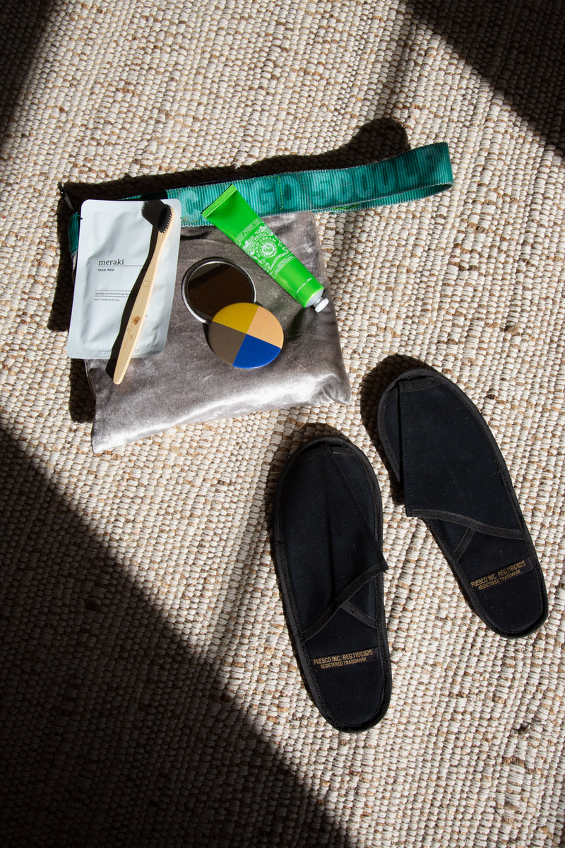 media image for Waxed Canvas Portable Slipper - Large - Black 293
