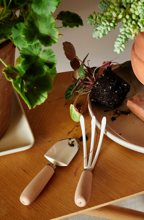 media image for Garden Tool Set 240
