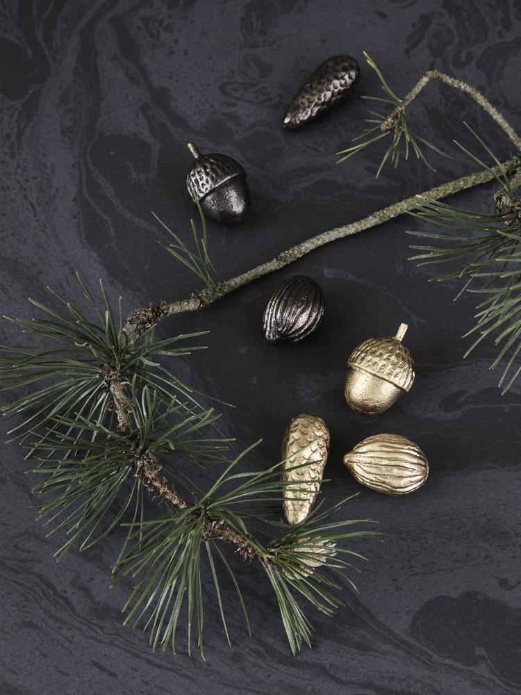 media image for winterland forest treats 6 217