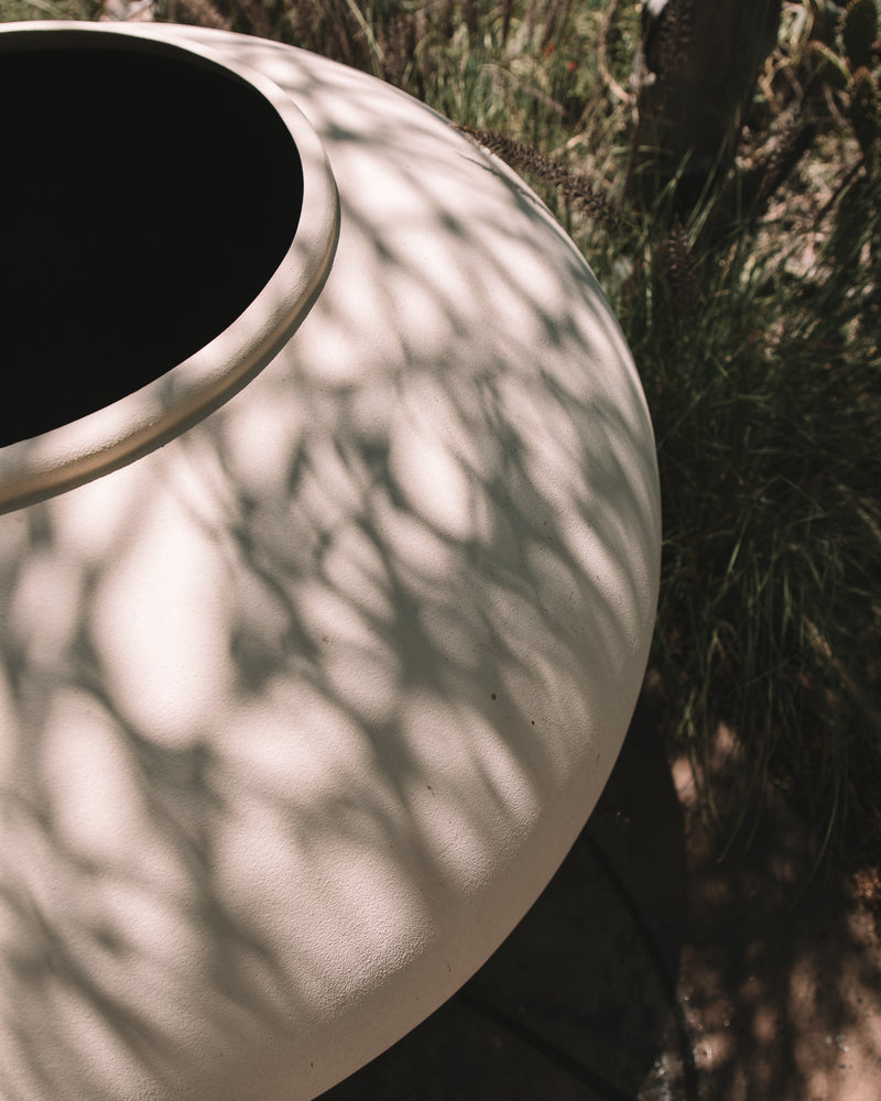 media image for Grand Outdoor Resin Vessel 281