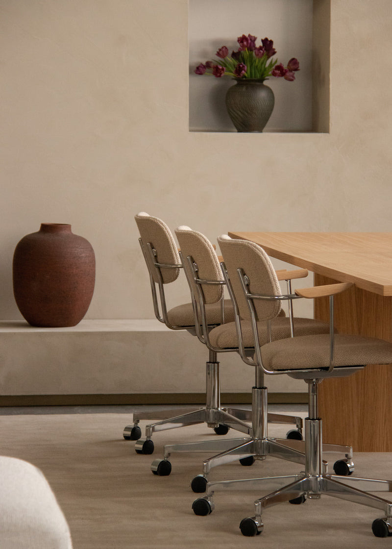 media image for Co Task Chair Audo Copenhagen 71135 005541 86 234