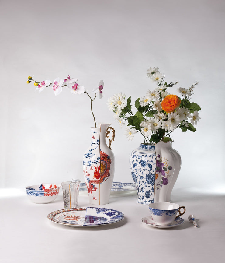 hybrid melania porcelain vase design by seletti 1