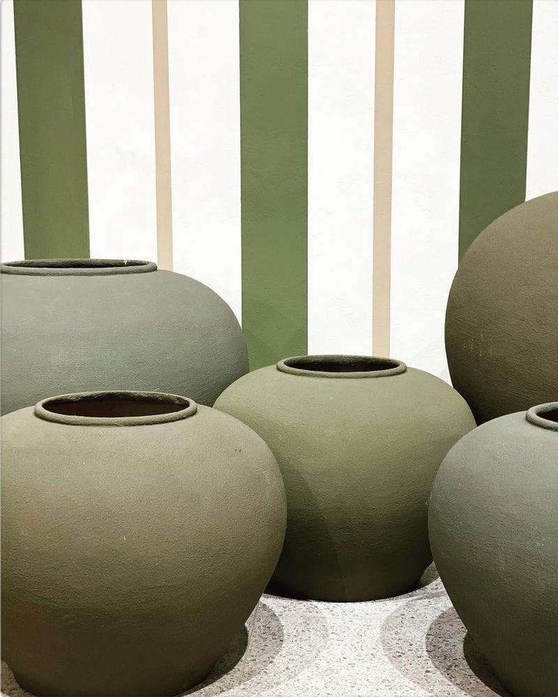 media image for Grand Outdoor Resin Vessel 258