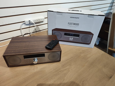 product image for fleetwood clock radio cd player in walnut 8 87