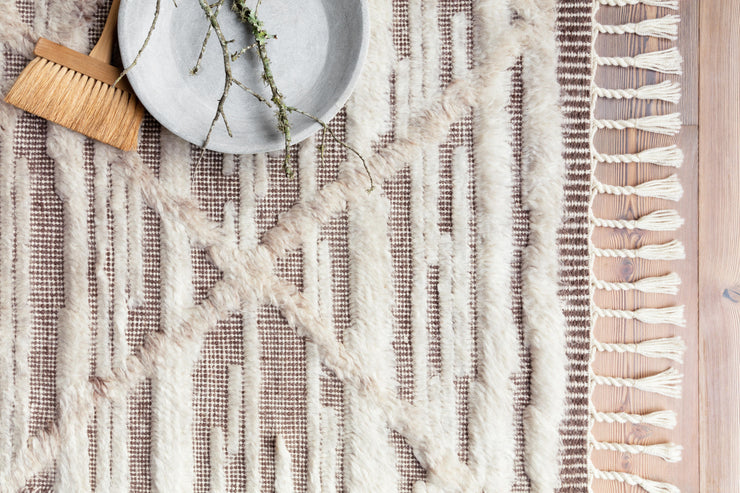 Khalid Rug in Ivory / Taupe by Loloi