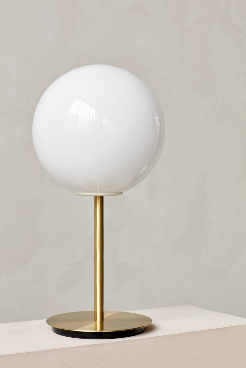 media image for Tr Bulb Table Lamp Audo Copenhagen 71128 001325 3 236
