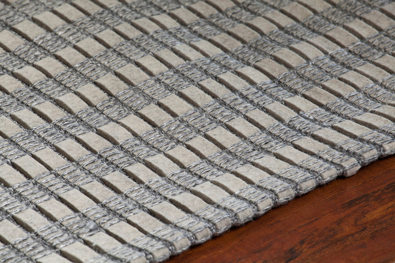 media image for Gisela Hand Woven Contemporary Gis 38901 Rug Chandra Rugs 3 255