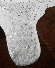 Bryce Rug in Grey & Silver design by Loloi