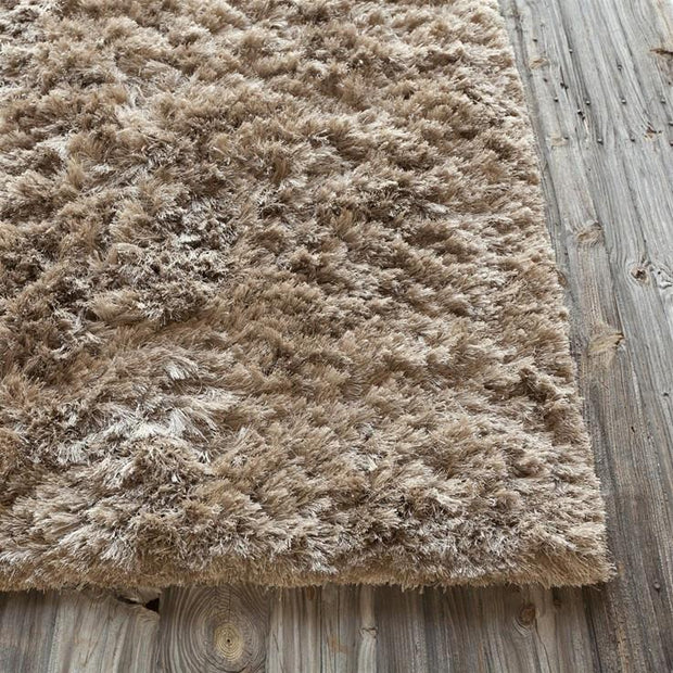 Celecot Collection Hand-Woven Area Rug