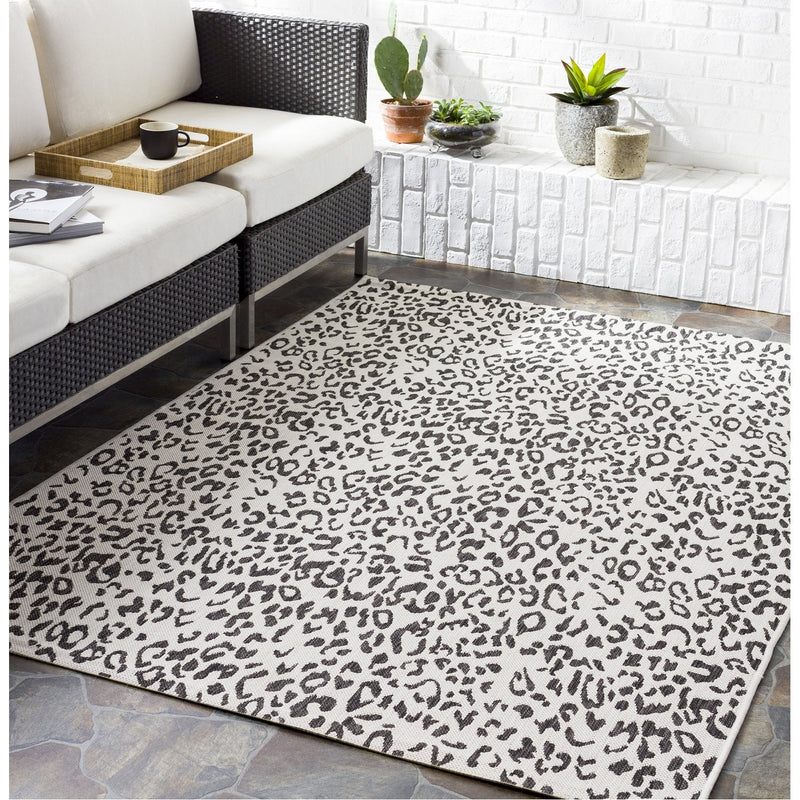 media image for Eagean EAG-2354 Indoor/Outdoor Rug in White & Black by Surya 281