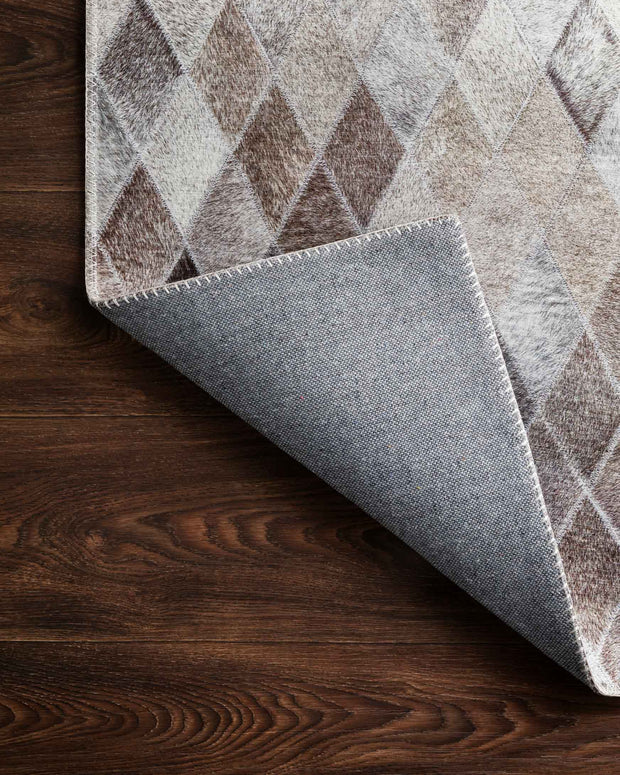 Maddox Rug in Sand & Taupe by Loloi II