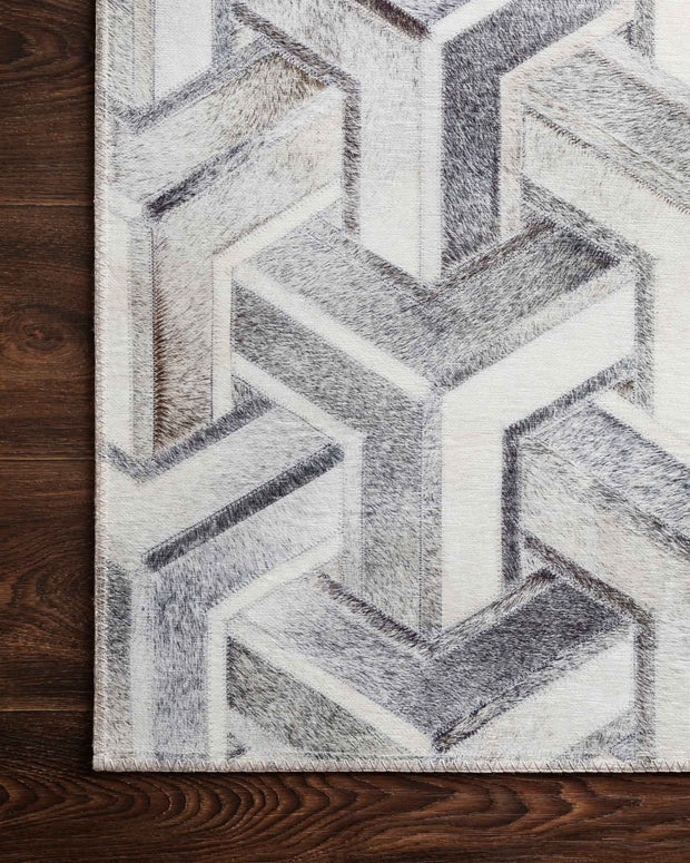 Maddox Rug in Silver & Ivory by Loloi II