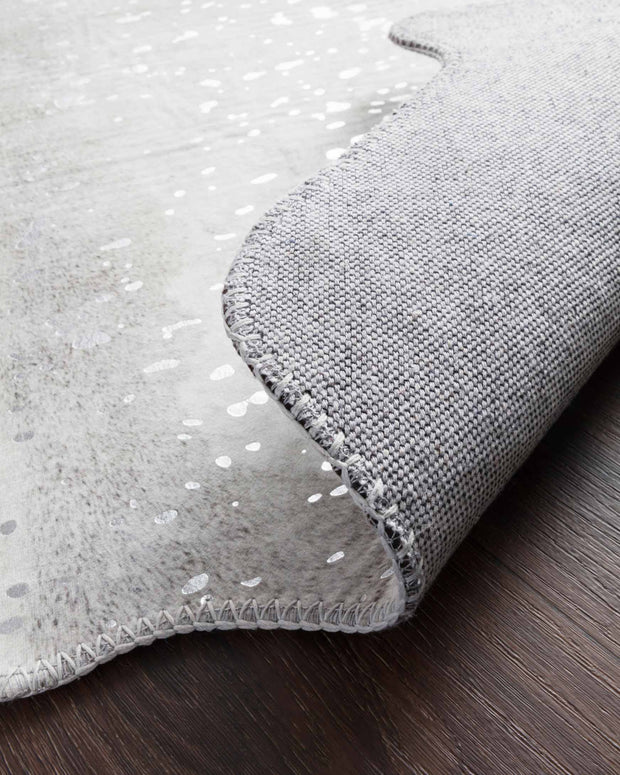 Odessa Rug in Silver & Grey by Loloi
